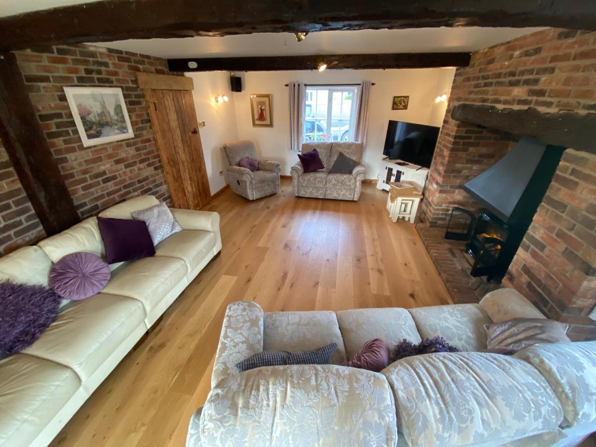 Eco-Friendly Dorset Cottage With Spa Set In Heart Of Countryside Sydling St Nicholas Exterior photo
