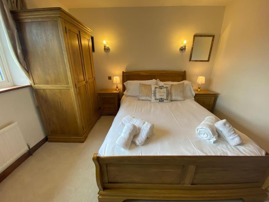 Eco-Friendly Dorset Cottage With Spa Set In Heart Of Countryside Sydling St Nicholas Exterior photo